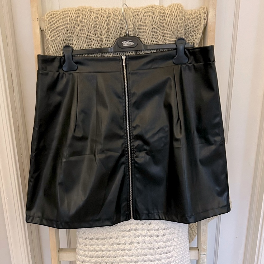 Pleather skirt SHEIN